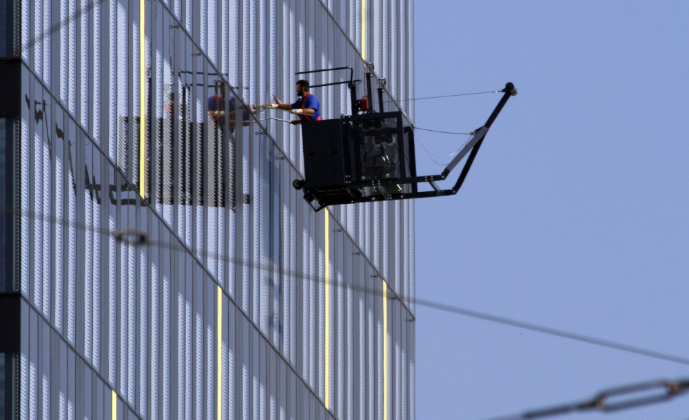 Hoist lift test inspection